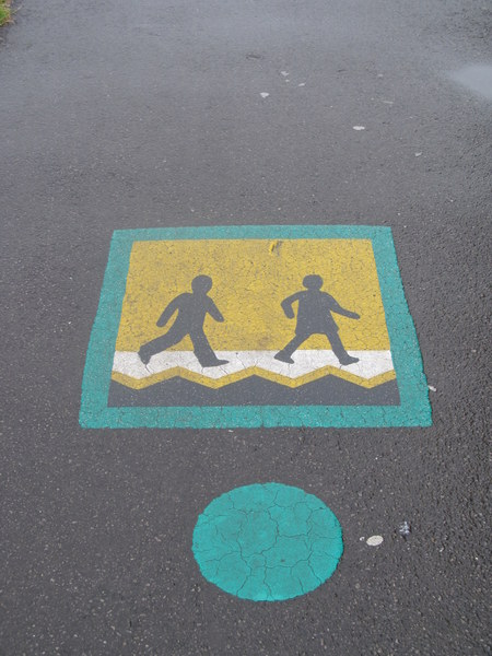 image of street sign for children 